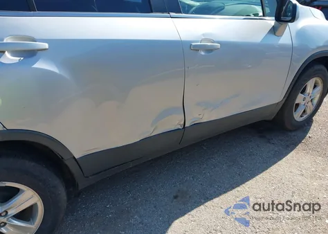 2015 Chevrolet Trax 1Lt from USA, damaged, VIN 3GNCJLSB3FL245159